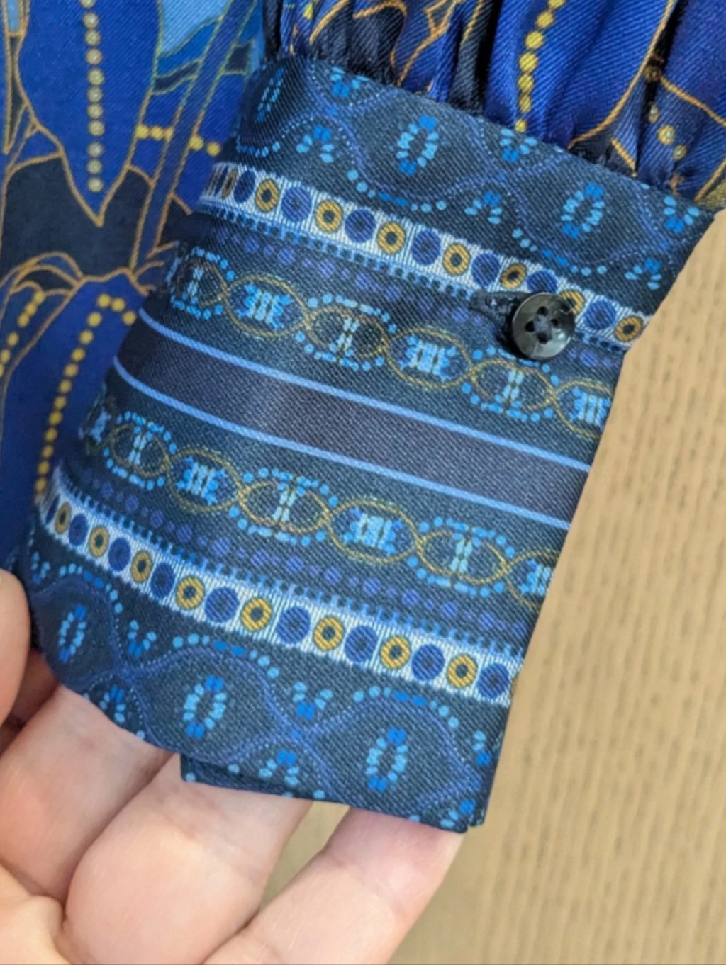 New Elie Tahari Button Up Scarf Print Blouse — image 4 of 8